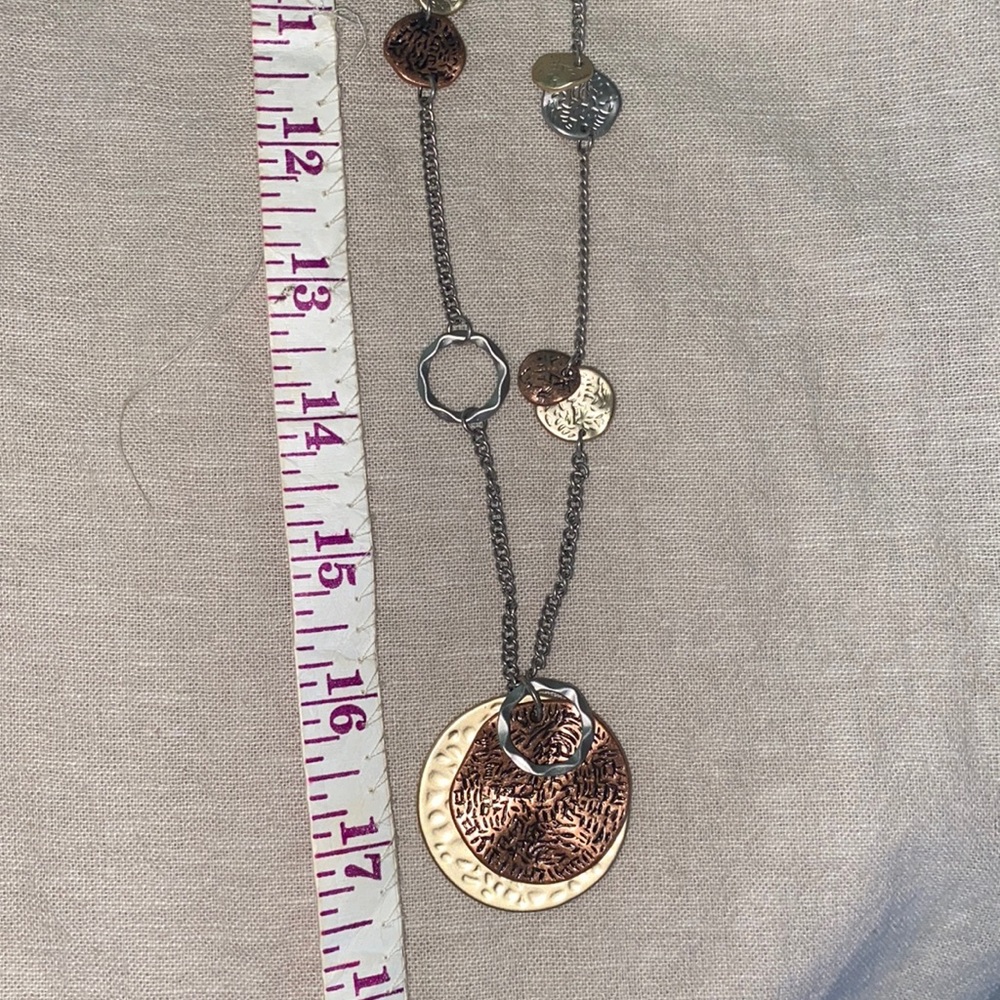 Mixed metal necklace